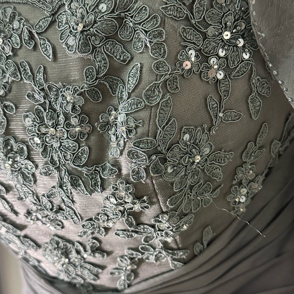 Jade by Jasmine, mother of the bride dress - Picture 5 of 11